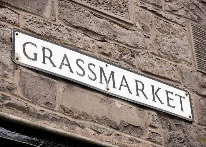 Charming Grassmarket 1 Bed Castle Pad * אדינבורו