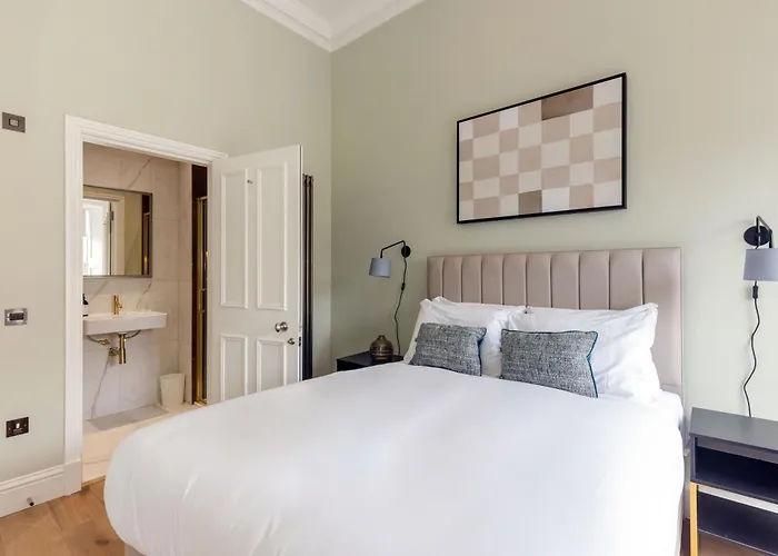 Dragon Luxury Serviced At Walker Street Apartament