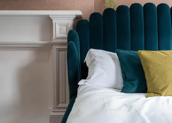 89 The Merchants- Chic By The House Of Danu Aparthotel Edinburgh