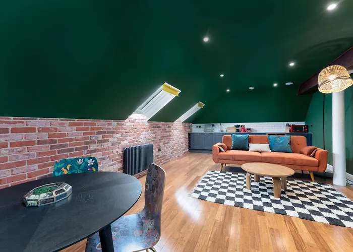 Aparthotel 89 The Merchants- Chic By The House Of Danu 4*