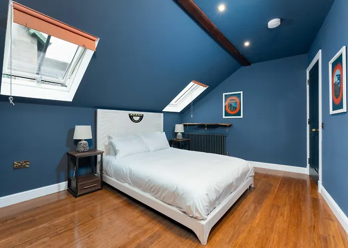 89 The Merchants- Chic By The House Of Danu Aparthotel Edinburgh