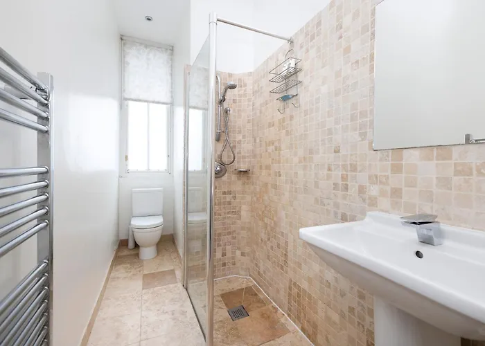 Tasteful 1-bedroom Near Meadows Апартаменты Эдинбург
