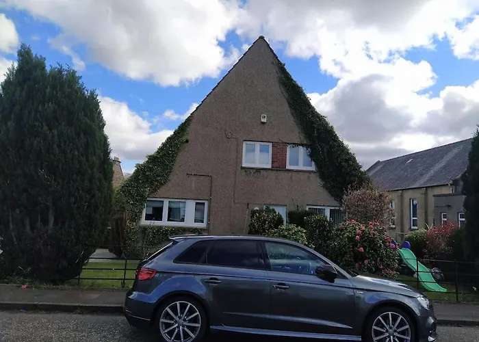 Privatunterkunft Double Ensuite Room, 1-minute Walk To Bus Stop