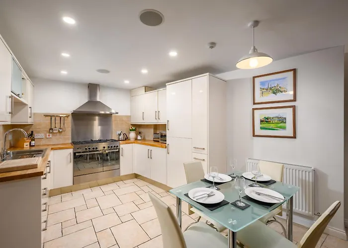 Stylish & 2br Stockbridge Gem * Εδιμβούργο