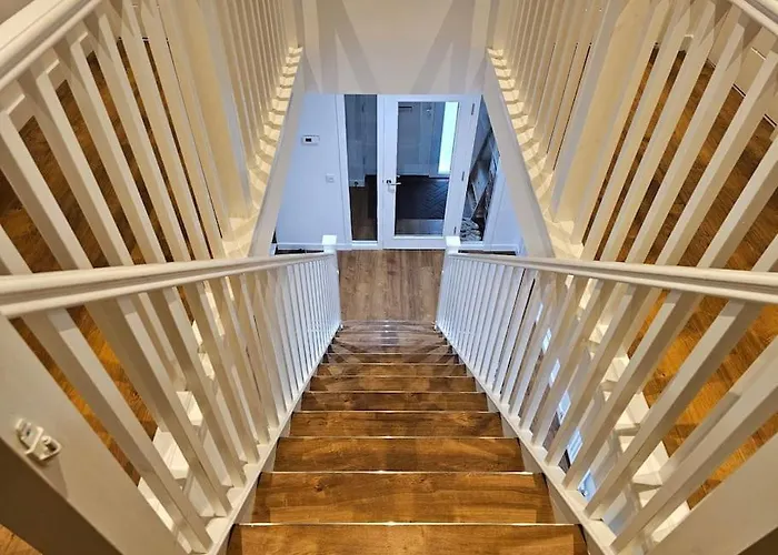 Our House @ Little France Edynburg