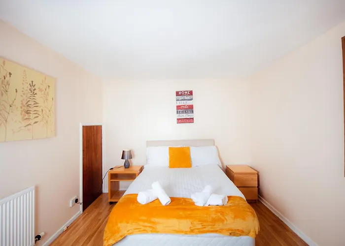 Fab Arthur Seat Views, Old Town Edinburgh