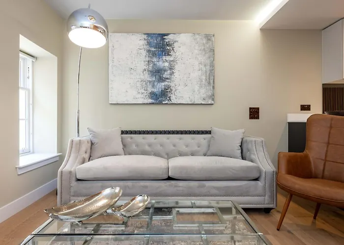 Dragon - Centre 2 Bed Luxury Mews House Дом отдыха Эдинбург