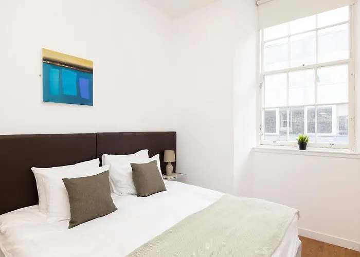 Joivy Superb Flats In The Heart Of * Edinburgh