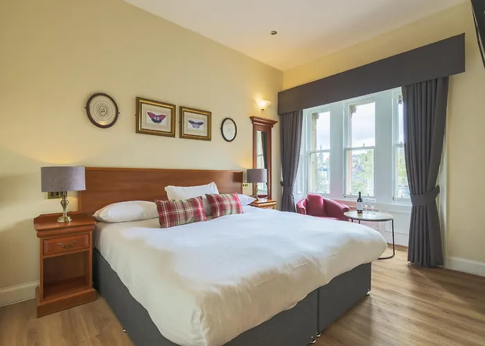 Old Waverley 3* Edinburgh