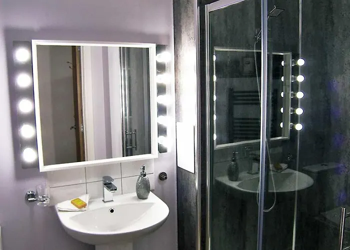 דירה Beaverhall Holiday Apartments אדינבורו