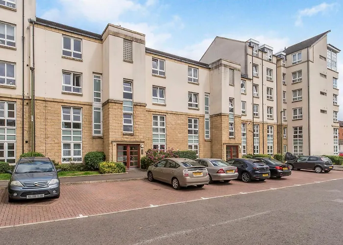 15 Mins To Princes Street Spacious Lakeside With Free Parking Apartamento Edimburgo