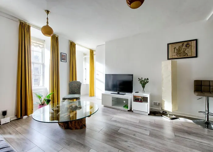 Guestready - Bright & Airy 1br Flat In Center * إدنبرة