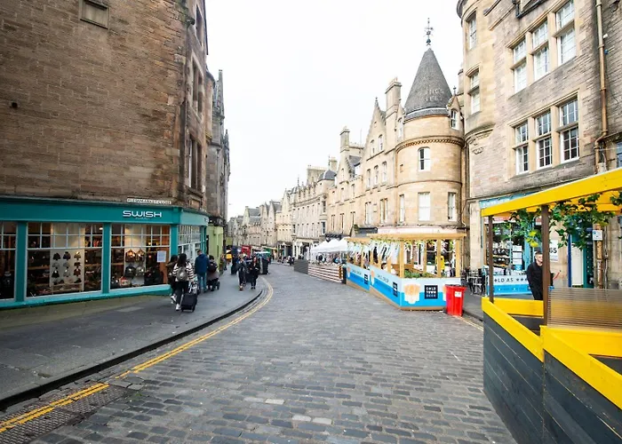 Guestready - Bright & Airy 1br Flat In Center شقة إدنبرة