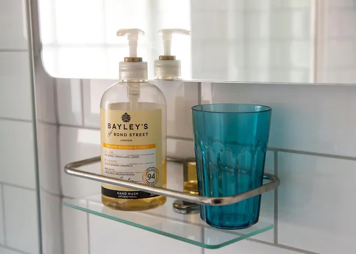 Guestready - Picturesque 1bd In Dean Village Apartment *