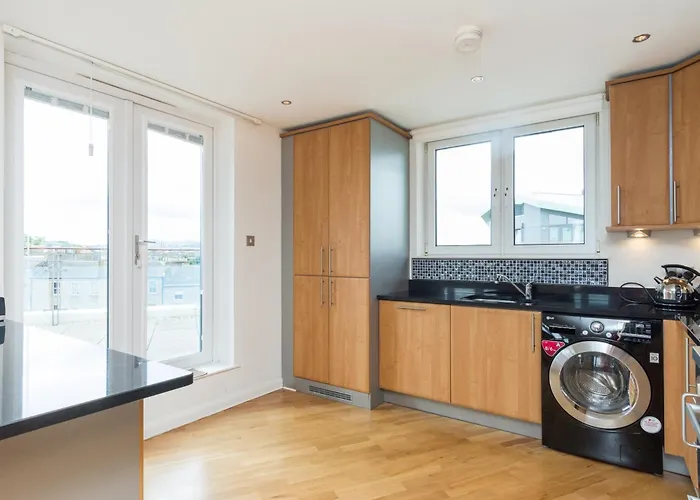 Portland Gardens - 403 Edinburgh