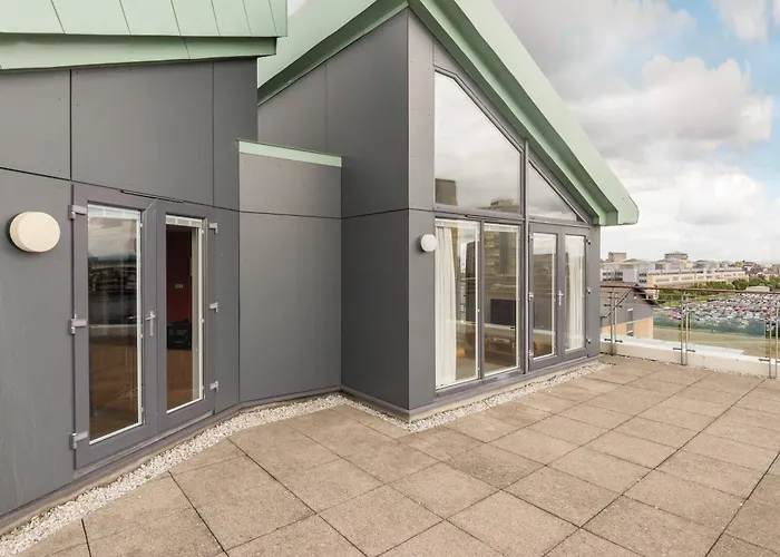 Portland Gardens - 403 Apartment *