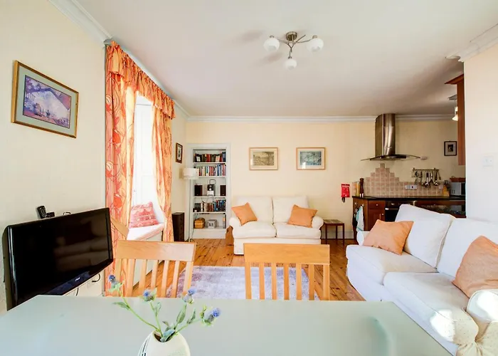 Guestready - Historic Old Town Апартаменты *