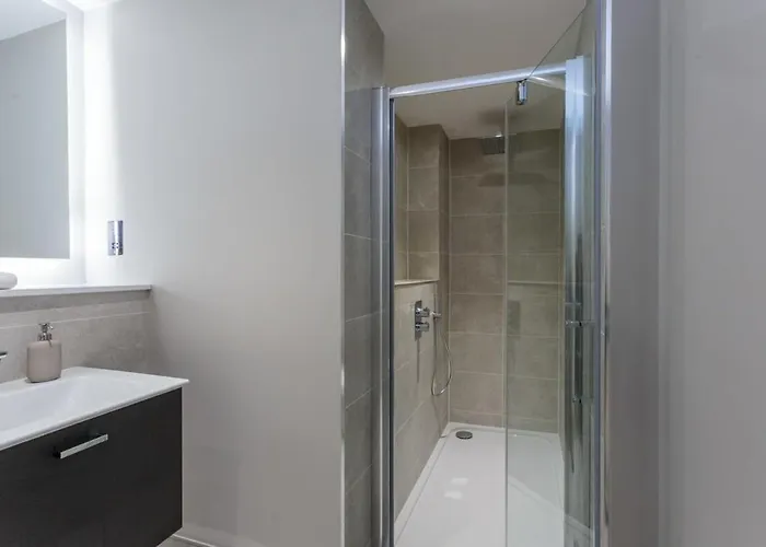 Dragon - Centre 1 Bed *