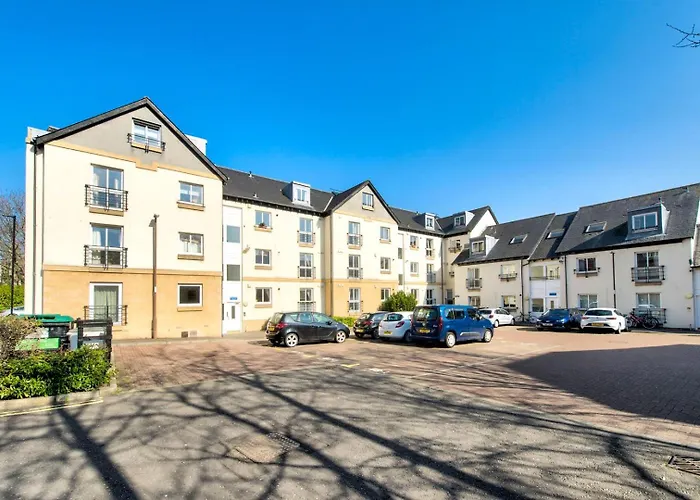 Guestready - 3bdr W/ Private Parking