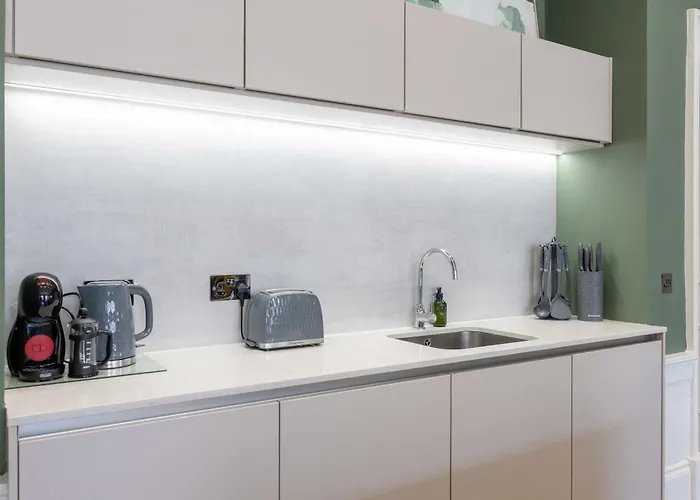 Dragon - Alina - 1 Bed Centre Luxury شقة