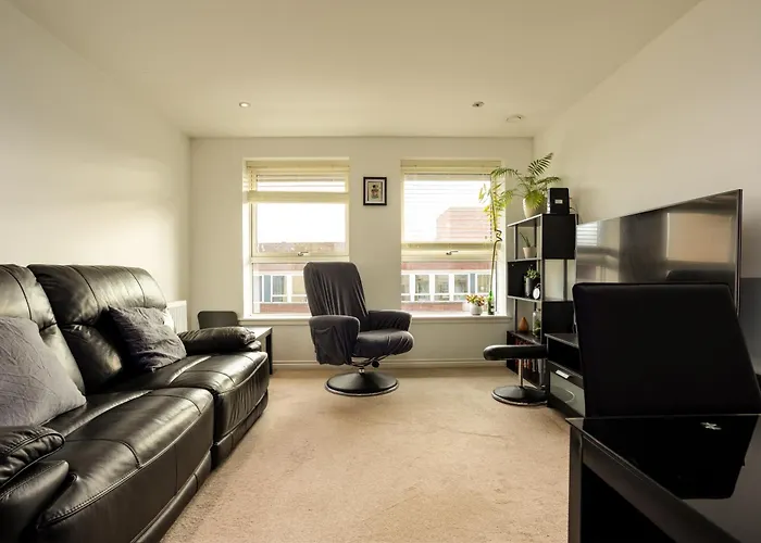 Comfy 2 Bedroom Near Centre Holiday home *
