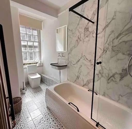 16th Century Courtyard On The Royal Mile Lejlighed Edinburgh