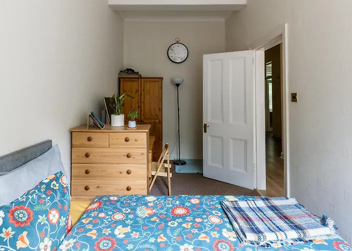 Apartament Palm Tree Apartment- Period With Cat *