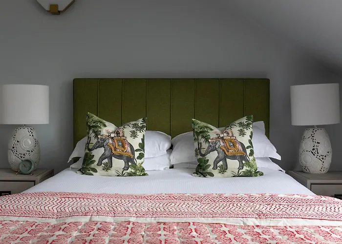 The Broughton Townhouse Hotel 3*