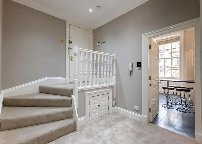 Centre Apartment Edinburgh
