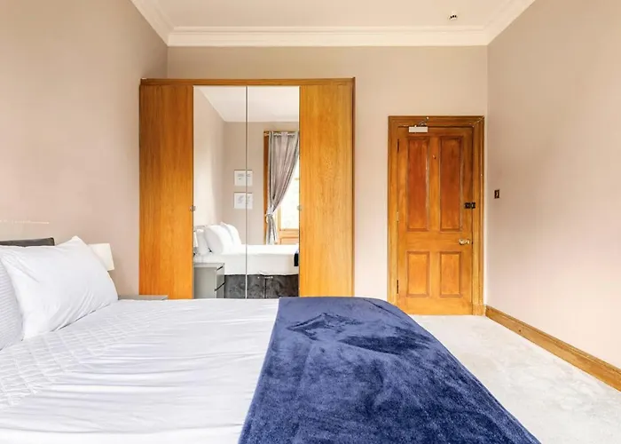 Luxury Victorian 5 Bedroom By Lady Road Apartmán Edinburgh