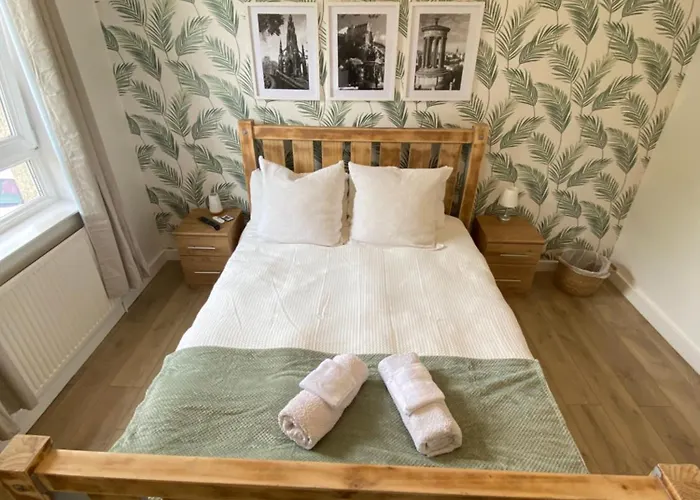 דירה Modern Quiet Center Airport 2 Bedroom אדינבורו