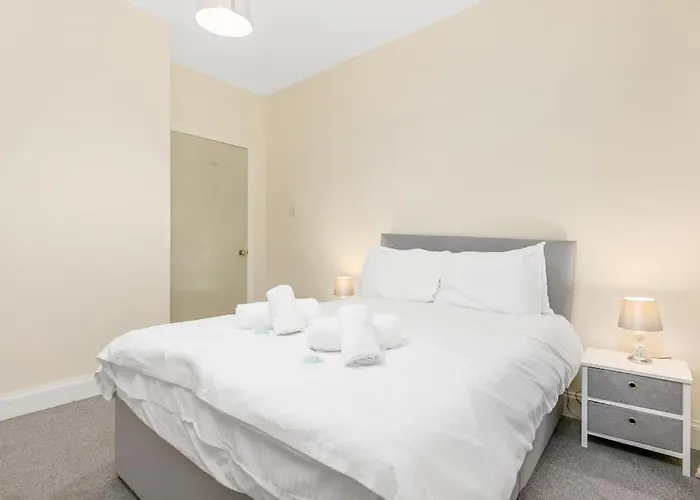 Two Bedroom Apartment-central Edinburgh-old Town-licensed Apartman