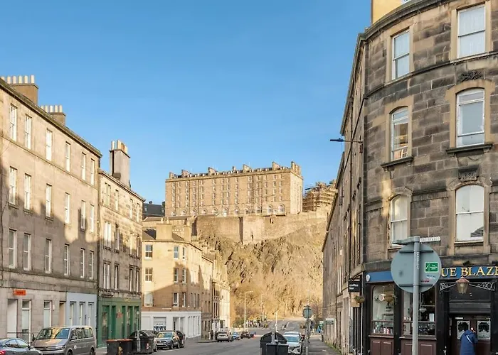 Two Bedroom Apartment-central Edinburgh-old Town-licensed Apartman