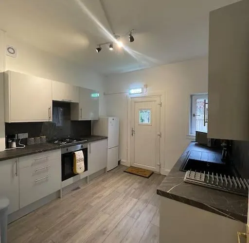 Apartmán 2 Bedrooms In Near Center *