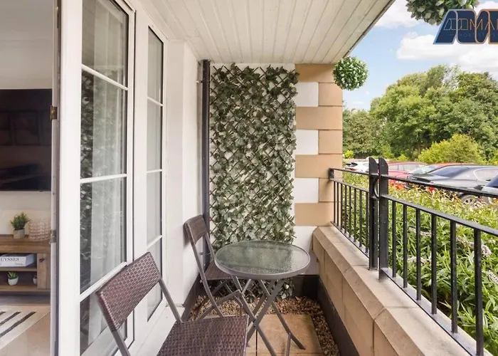 Modern 2 Bed *