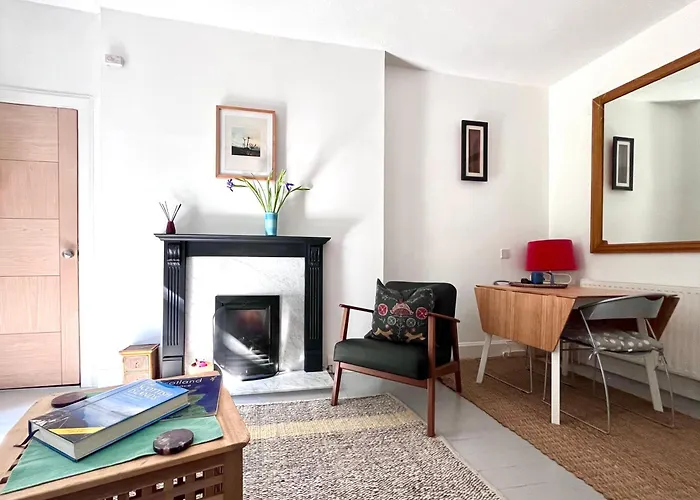 شقة Garden Flat *