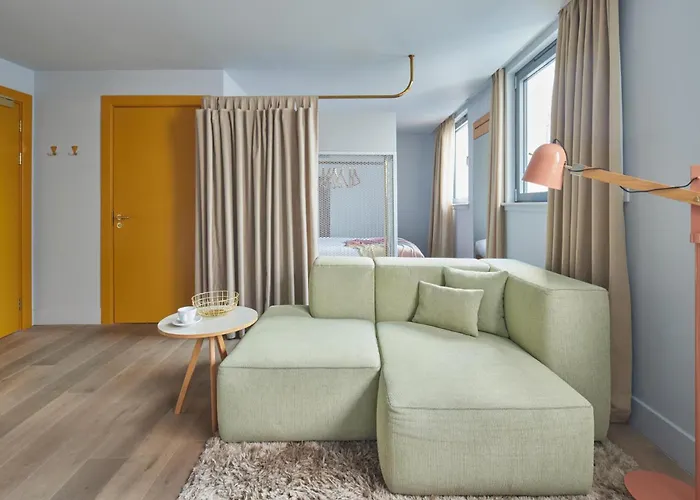 伊顿洛克公寓式酒店 4* 爱丁堡