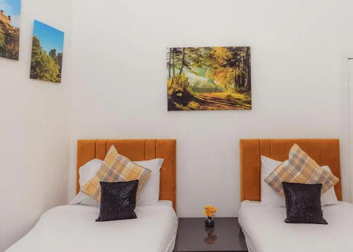 Warm & Welcoming Close To Meadows! City Centre 10 شقة