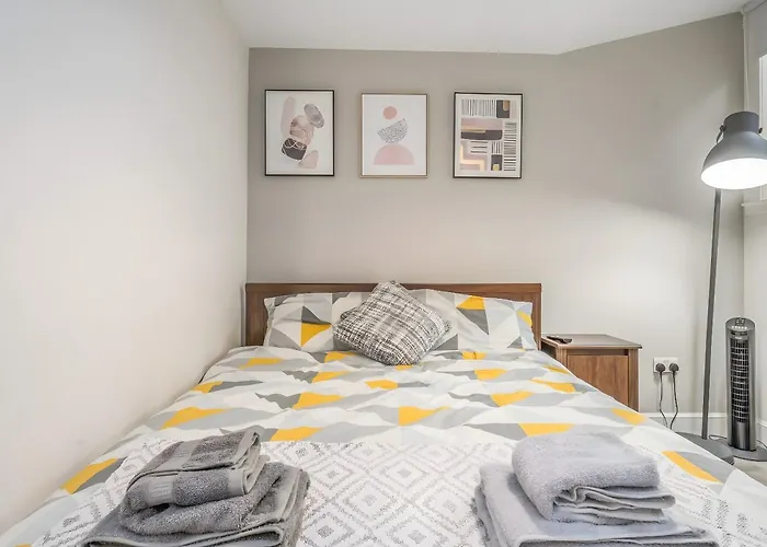 The Bristo * Edinburgh