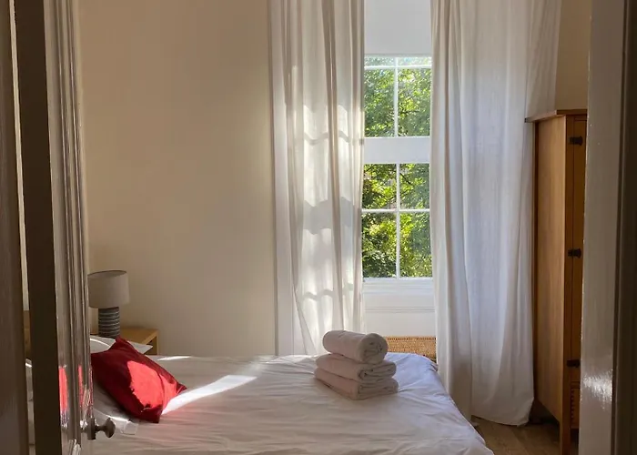 Cute 1 Bedroom Retreat In Beautiful Stockbridge Apartament Edynburg
