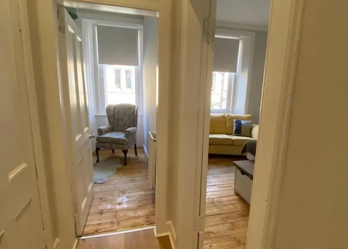 Gorgeous 2 Bed, Edinburgh