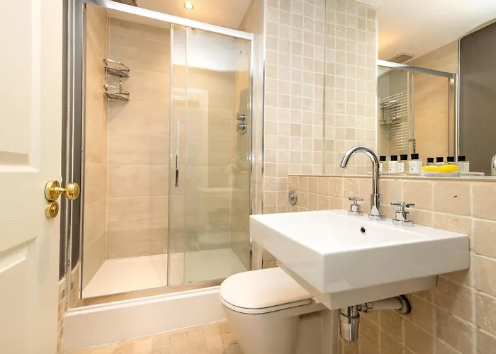 Argyl - 4 Bed On York Place, New Town Appartement *