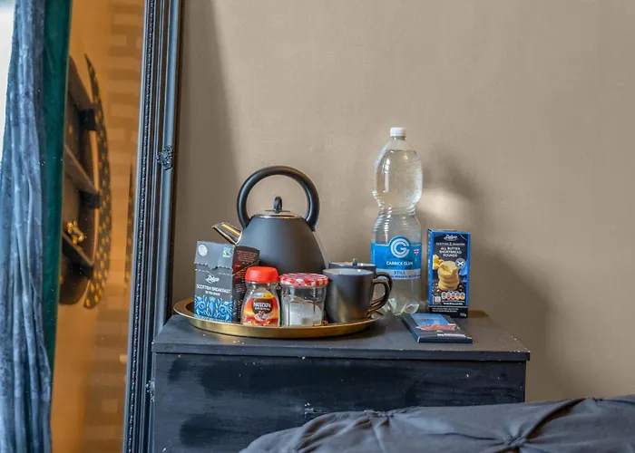 Cosy, Stylish Bedroom For Business And Work Travellers