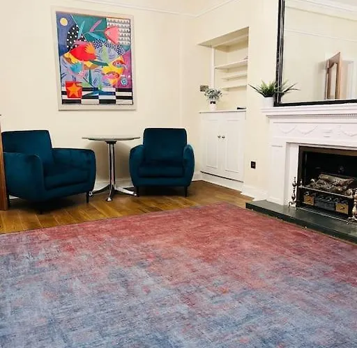 Stunning Royal Mile 2 Bedroom Апартаменты
