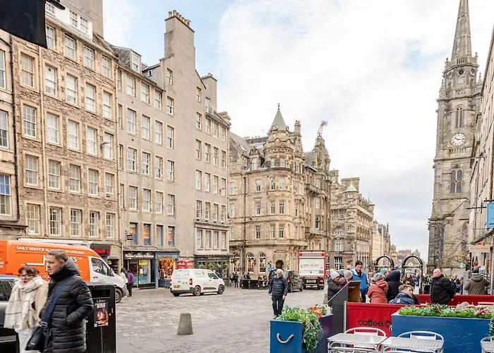 Stunning Royal Mile 2 Bedroom Апартаменты *