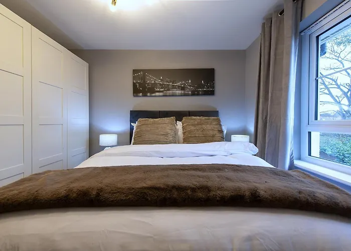 Luxury 4 Bedroom Townhouse With Free Parking 아파트 에든버러