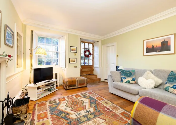 Appartement Joivy Beautiful Apartment, Private Garden, Calton Hill Édimbourg