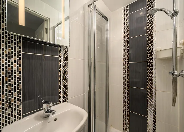 Adam Drysdale House Guest house