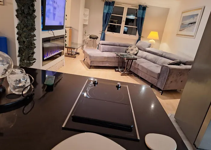 Townhouse With 3 Bathrooms Villa