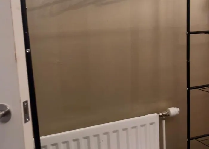 Cosy, Stylish Bedroom For Business And Work Travellers * אדינבורו